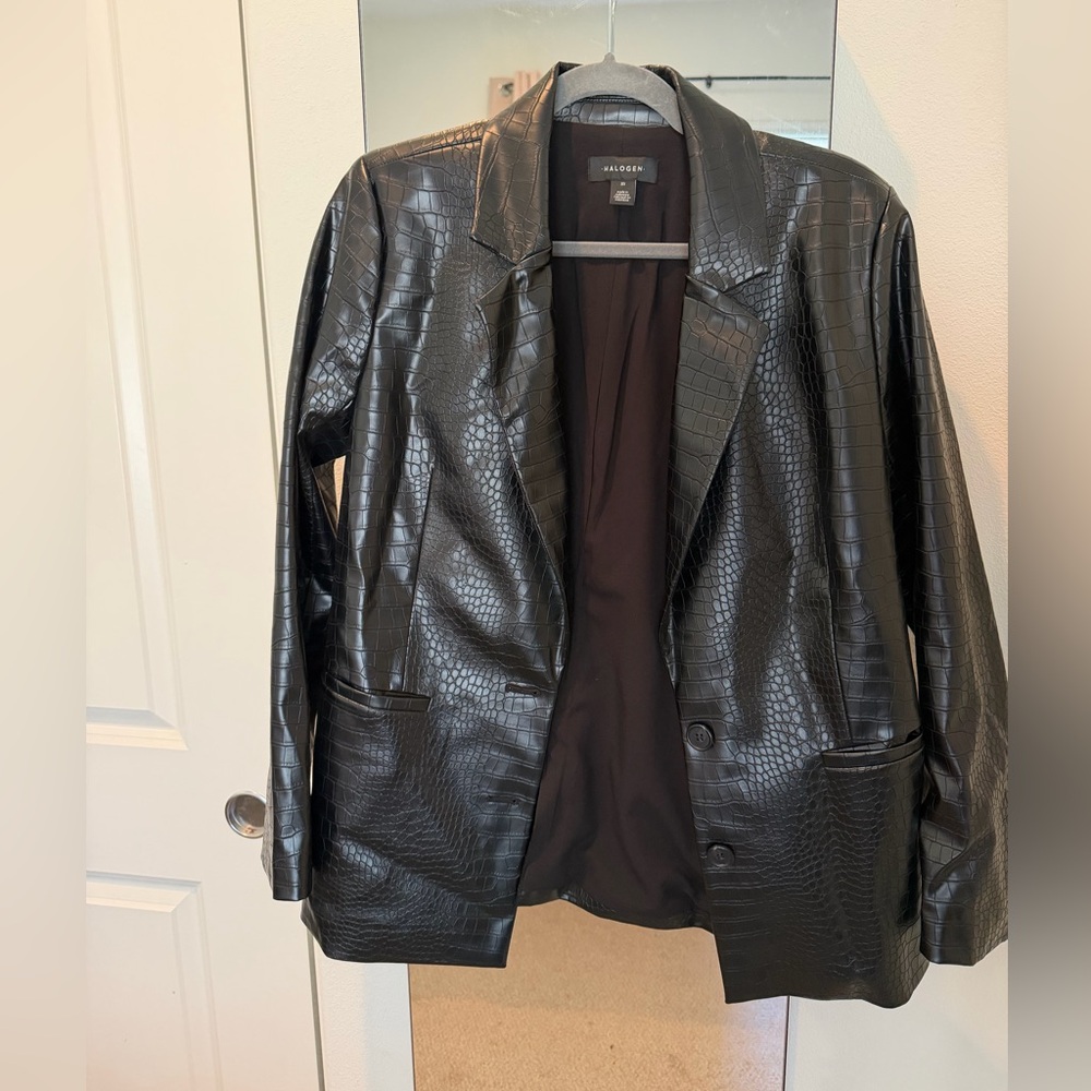 NWOT Halogen Croc Embossed Faux Leather Blazer